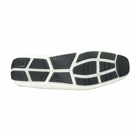 Salvatore Ferragamo Leather Driving Moccasin Shoes main image 4